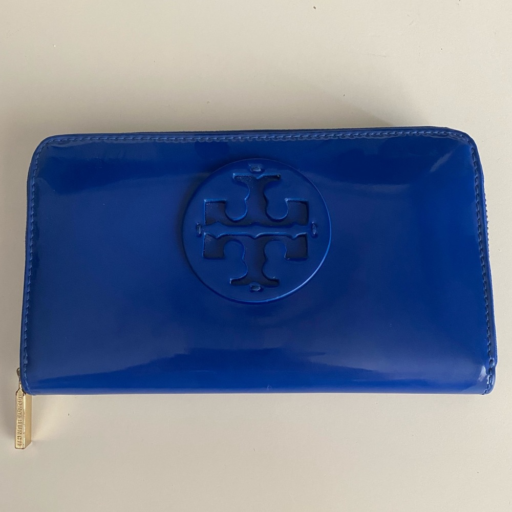 Tory Burch Zip Wallet